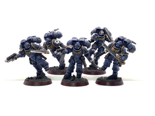 ULTRAMARINE SPACE MARINE ASSAULT SQUAD