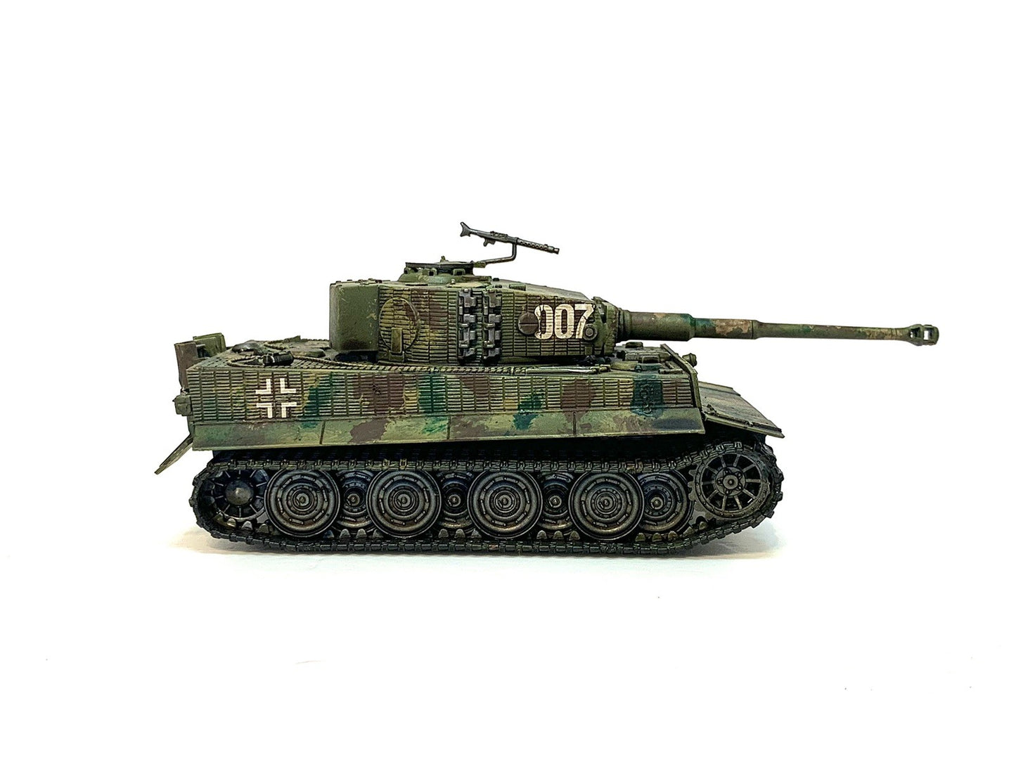 GERMAN TIGER I AUSF HEAVY TANK